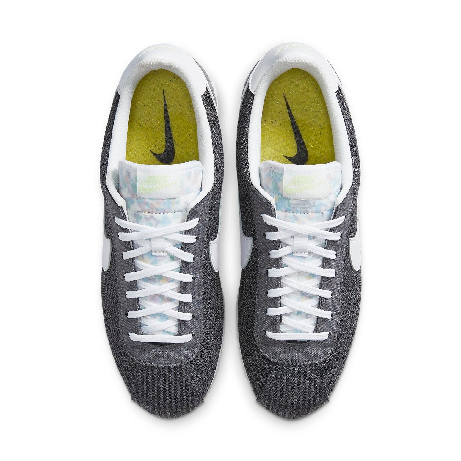 Nike Classic Cortez Recycled Canvas 6 Nike Classic Cortez Recycled Canvas