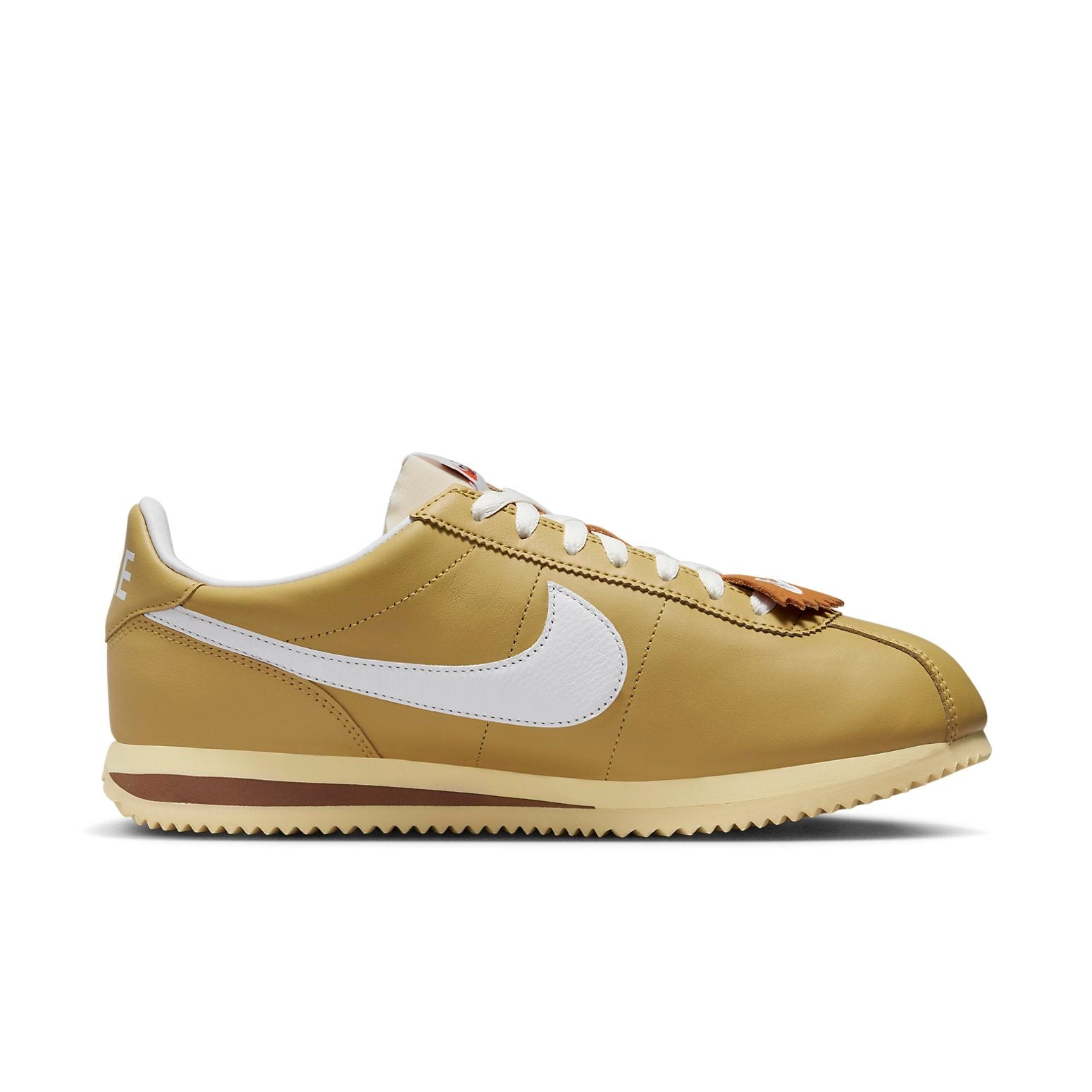 Nike Cortez '23 SE Wheat Gold 4 Nike Cortez '23 SE Wheat Gold