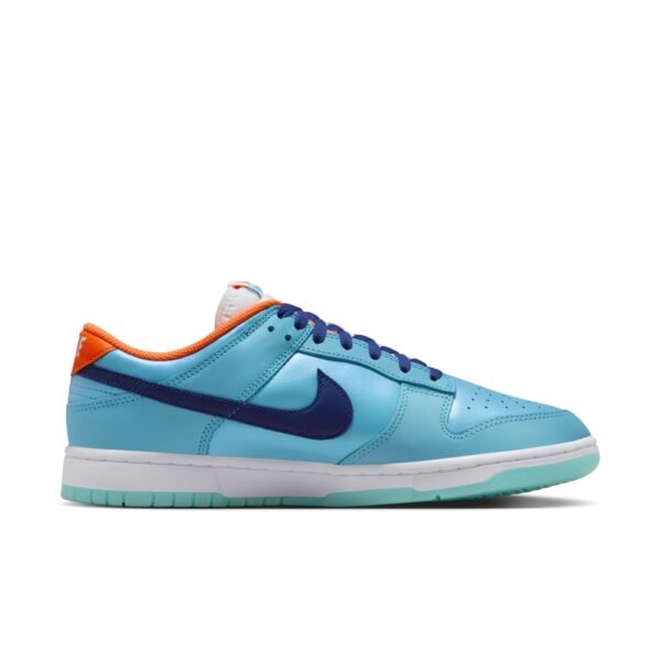 Nike Dunk Low SE Baltic Blue Total Orange