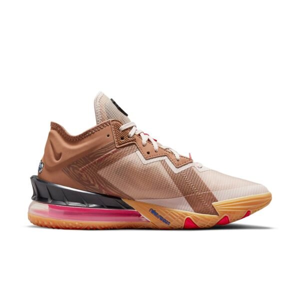 Nike LeBron 18 Low Xbox Controller Set Wile E. vs Roadrunner Space Jam