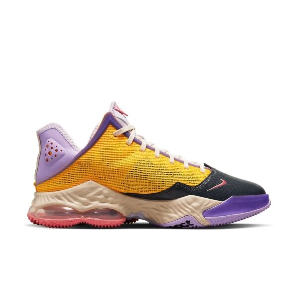 Nike LeBron 19 Low Mismatch