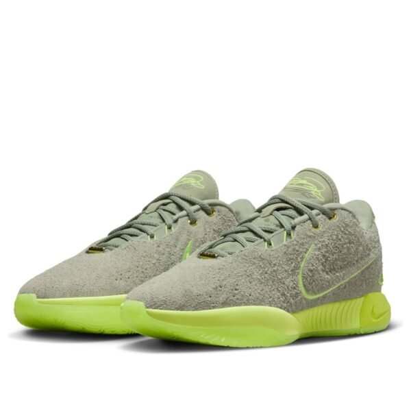 Nike LeBron 21 Algae