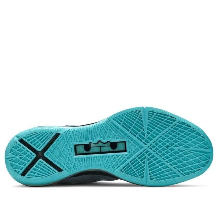 Nike LeBron X Re-Entry 6 Nike LeBron X Re-Entry