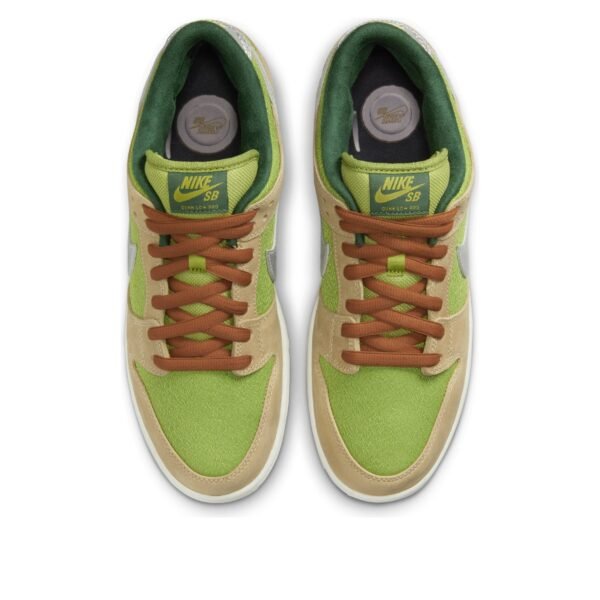 Nike SB Dunk Low Escargot