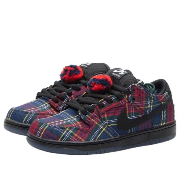 Nike SB Dunk Low Nardwuar