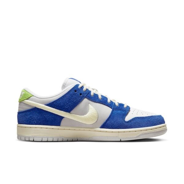 Nike SB Dunk Low Pro Fly Streetwear Gardenia
