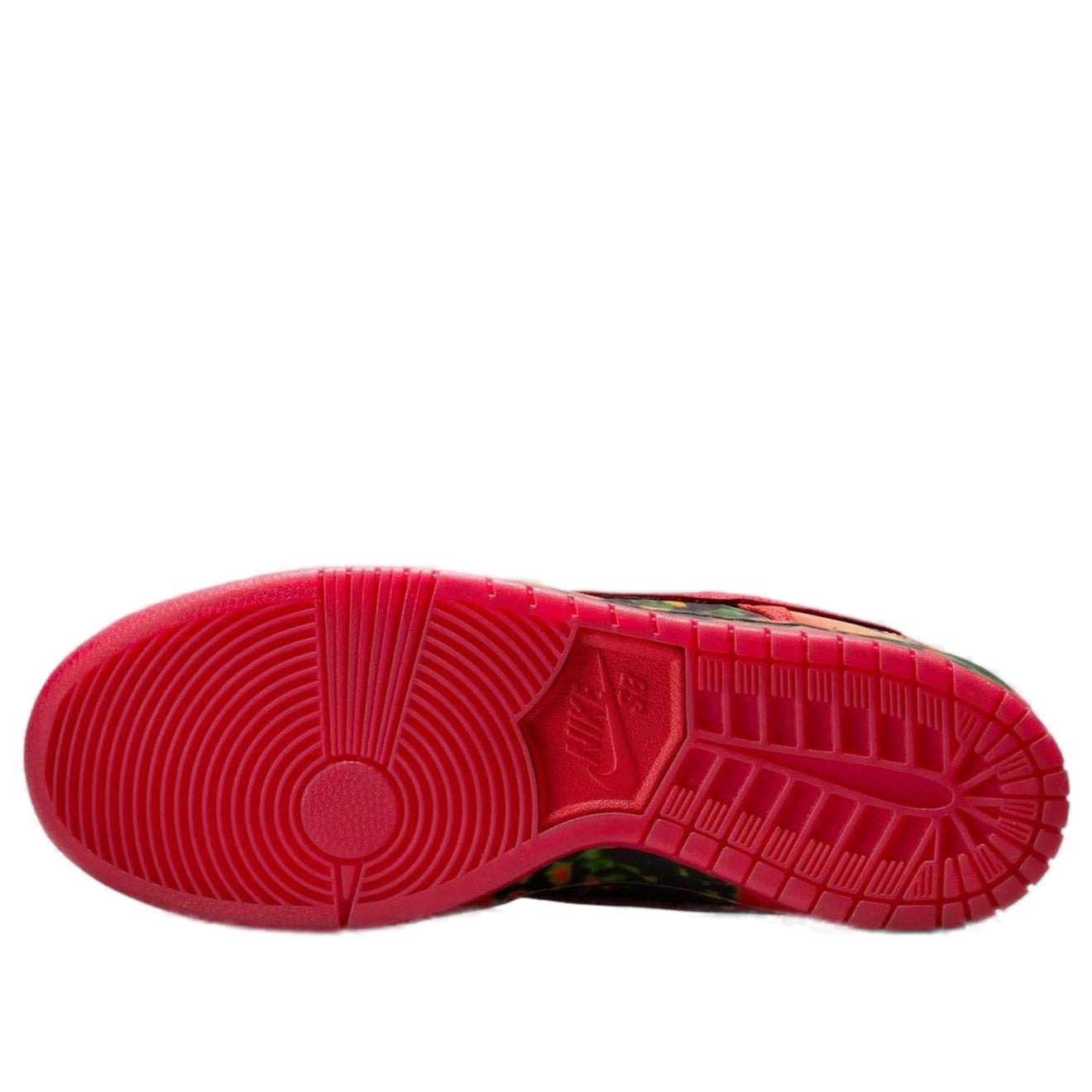 Nike SB Dunk Low The Wizard of Oz Poppy Field 8 Nike SB Dunk Low The Wizard of Oz Poppy Field