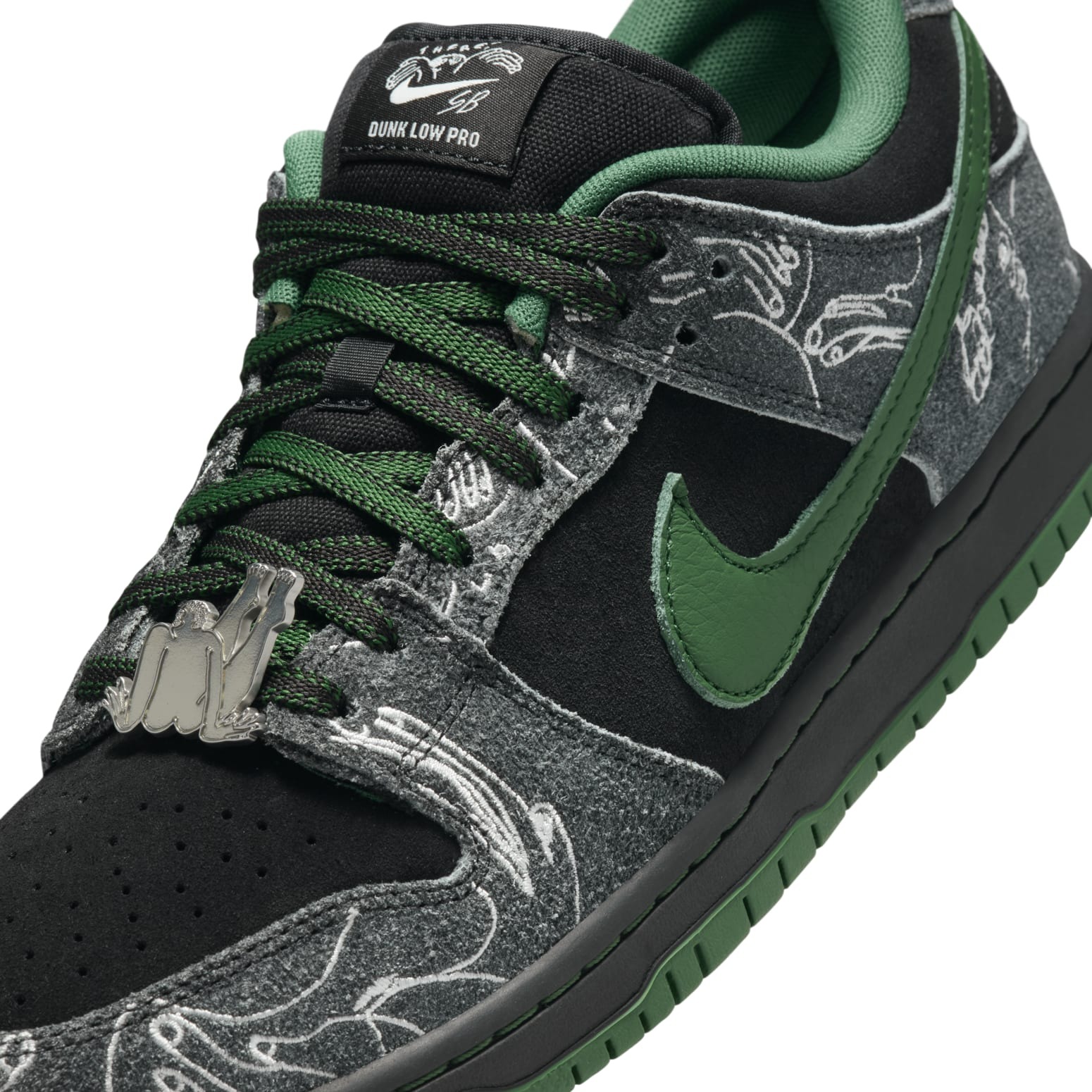 Nike SB Dunk Low There Skateboards 9 Nike SB Dunk Low There Skateboards