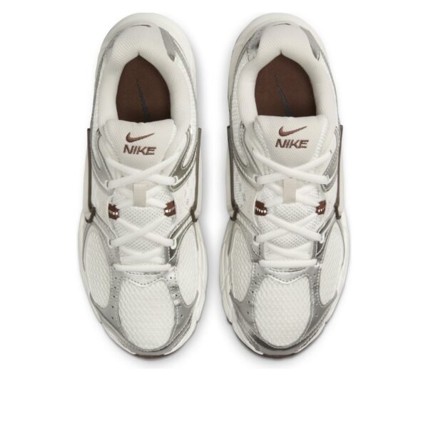 Nike V5 RNR Sail Fauna Brown Phantom Light Orewood Brown (Womens)