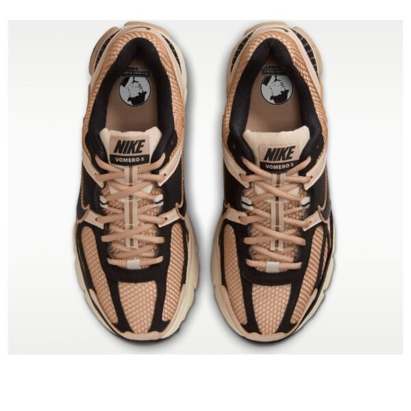 Nike Zoom Vomero 5 Sanddrift (Women’s)