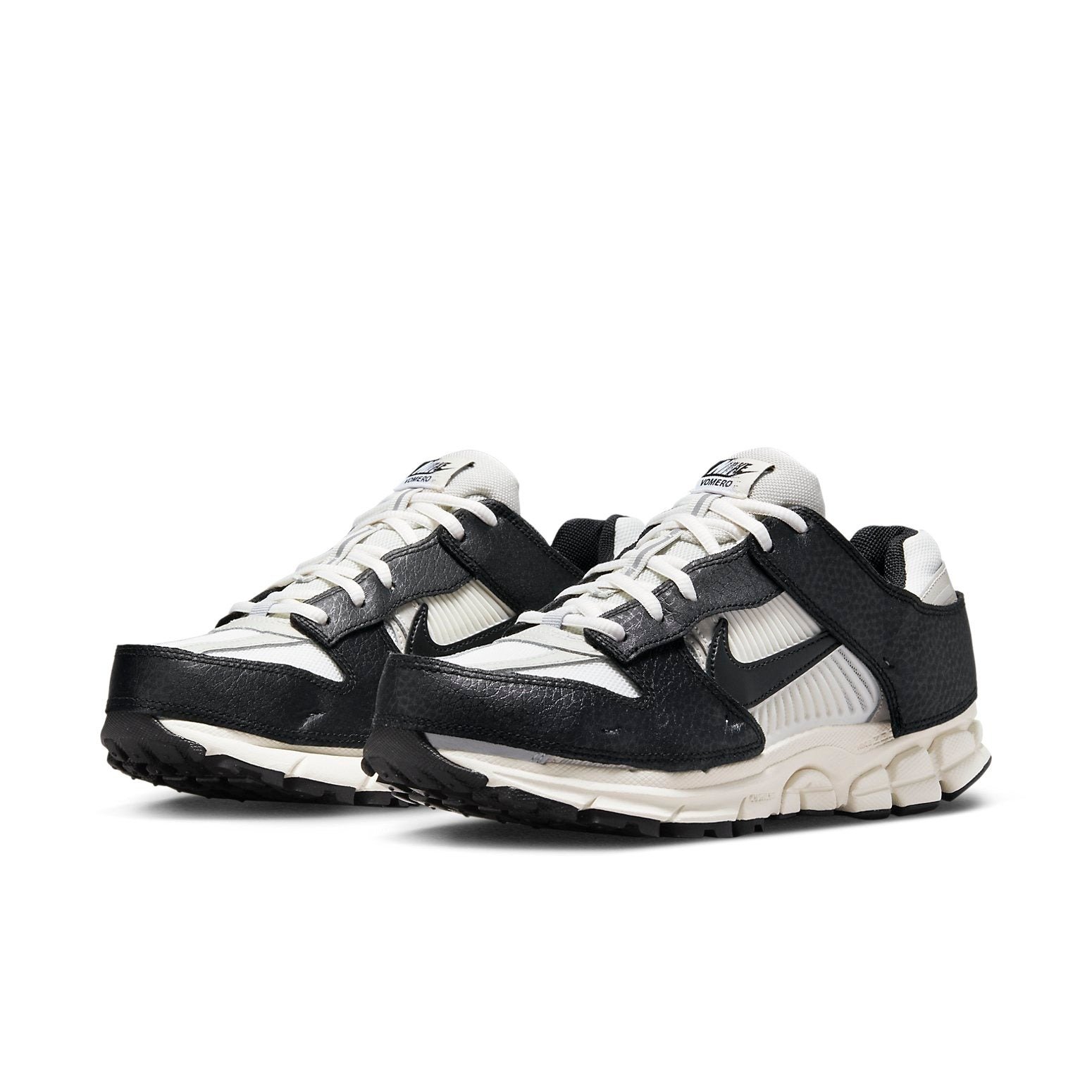 Nike Zoom Vomero 5 Timeless Panda Dunk (Women's) 5 Nike Zoom Vomero 5 Timeless Panda Dunk (Women's)