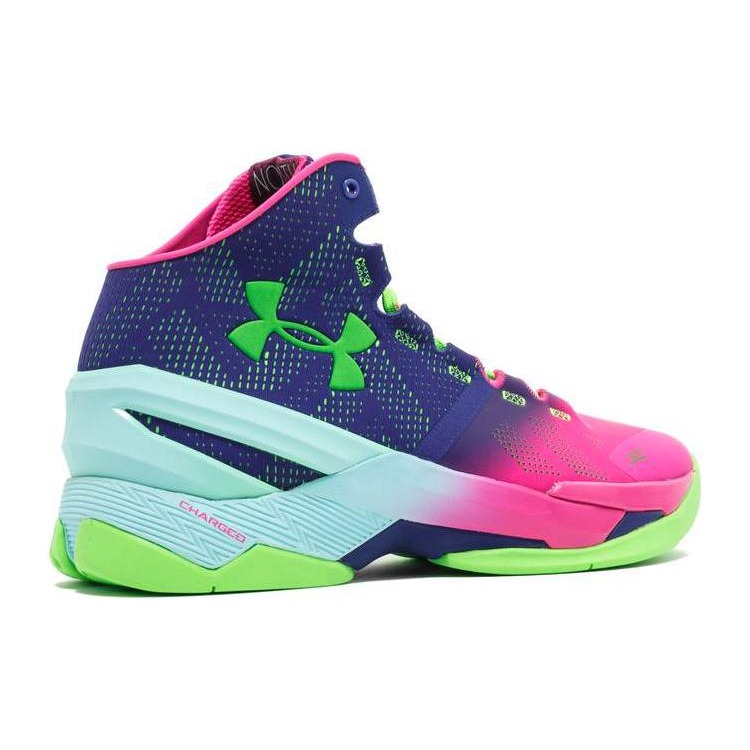 UA Curry 2 Northern Lights 5 UA Curry 2 Northern Lights