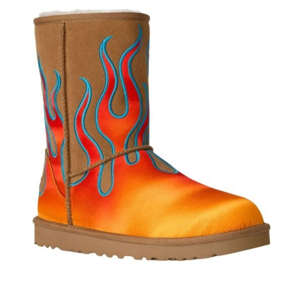 UGG Classic Short Boot Jeremy Scott Flames Chestnut (2025)
