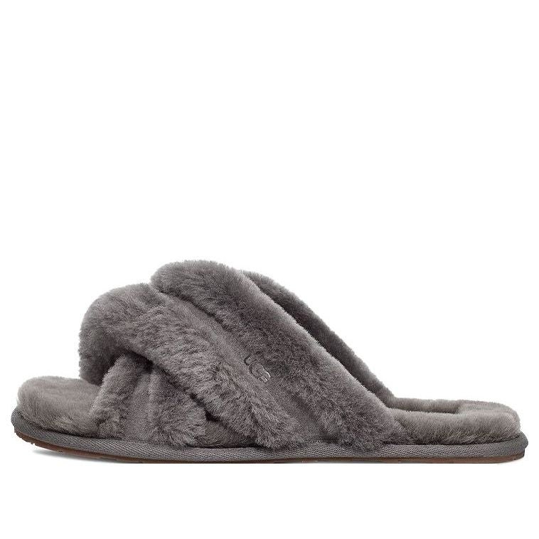 UGG Scuffita Slipper Charcoal (Women's) 4 UGG Scuffita Slipper Charcoal (Women's)