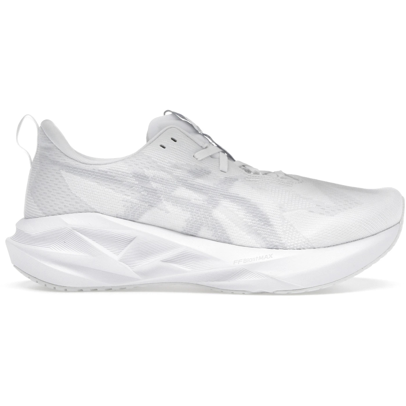 ASICS Novablast 5 White Piedmont Grey 2 ASICS Novablast 5 White Piedmont Grey 1