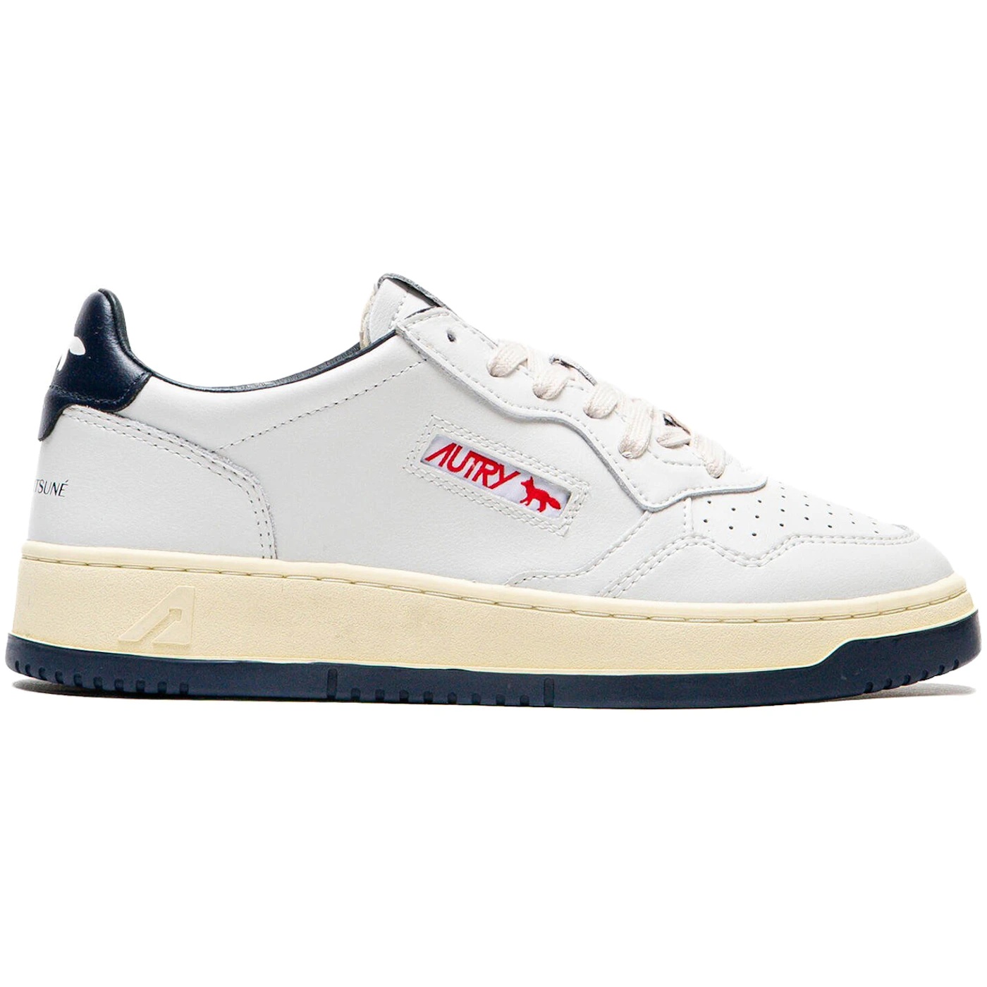Autry Medalist Leather Low Maison Kitsune White Navy 3 Autry Medalist Leather Low Maison Kitsune White Navy