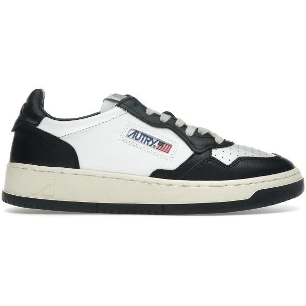 Autry Medalist Leather Low White Black (Womens)