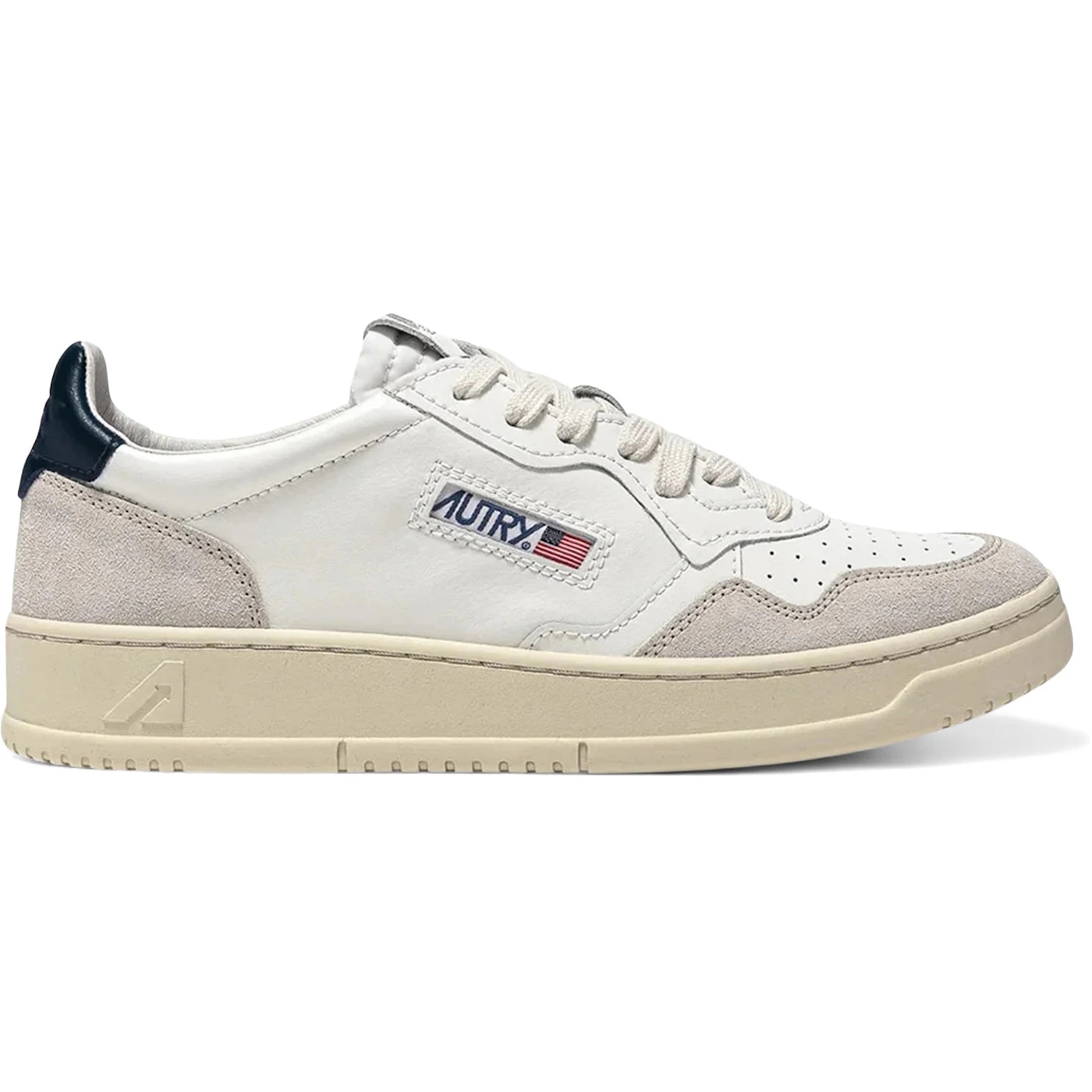 Autry Medalist Leather Low White Blue Beige 1 Autry Medalist Leather Low White Blue Beige 1