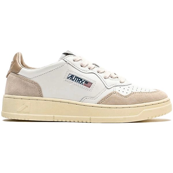Autry Medalist Leather Low White Pepper (Womens)