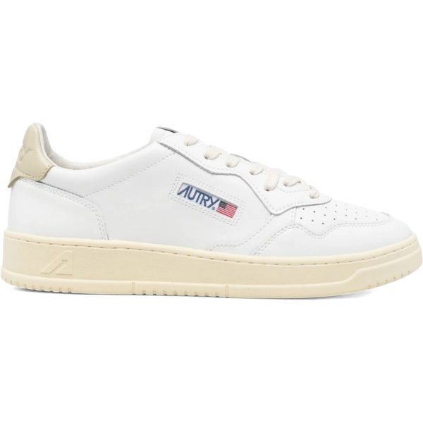 Autry Medalist Leather Low White Tidal Foam