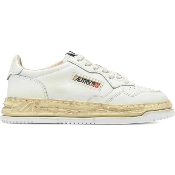 Autry Medalist Low Super Vintage Maison Mihara Yasuhiro General Scale White (Womens)