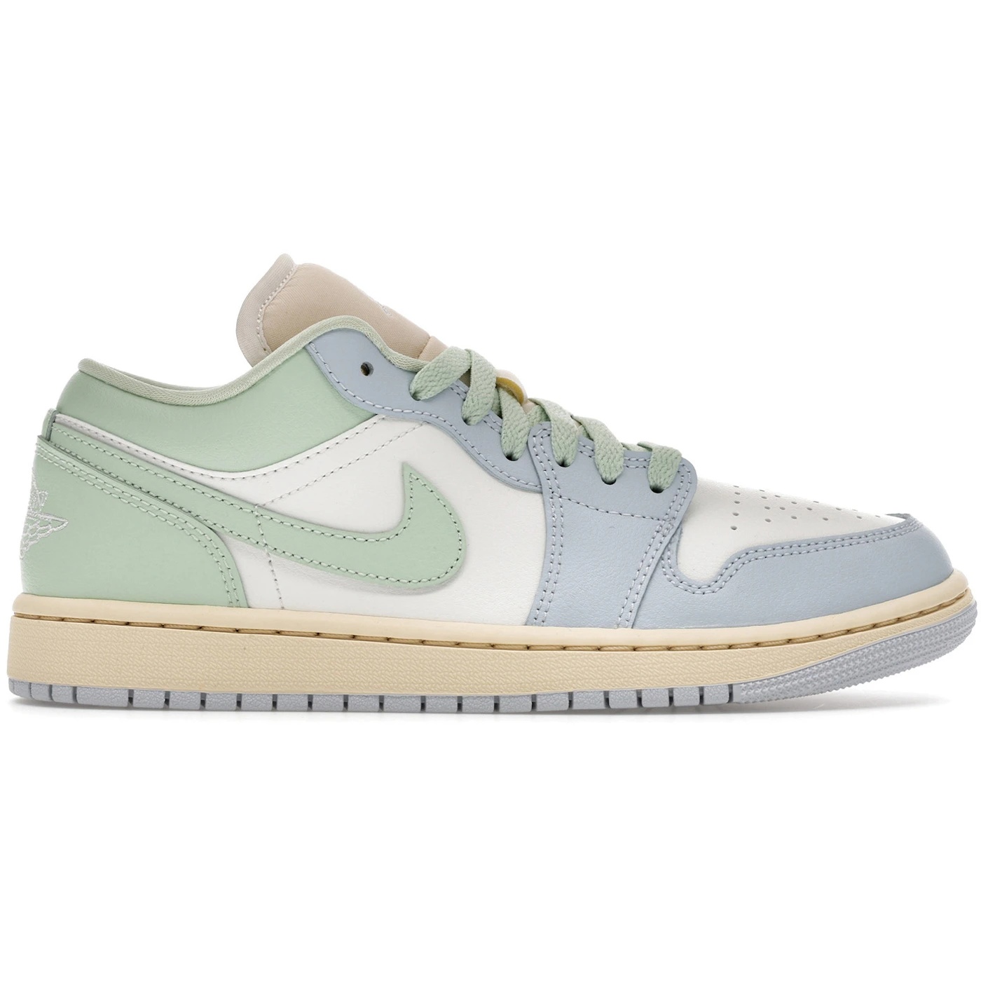 Jordan 1 Low Sail Jade Aura (Womens) 2 Jordan 1 Low Sail Jade Aura Womens 1