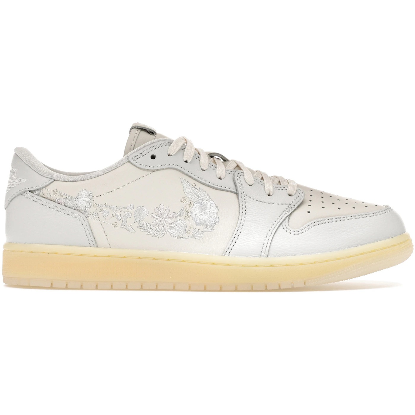 Jordan 1 Retro Low OG Rabbit Floral Swoosh 1 Jordan 1 Retro Low OG Rabbit Floral Swoosh 2