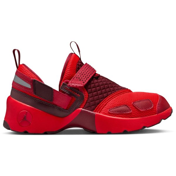 Jordan Trunner LX Chile Red (Womens)