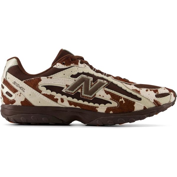 New Balance 204L atmos Pink Cow Girl Angora Pumpernickel