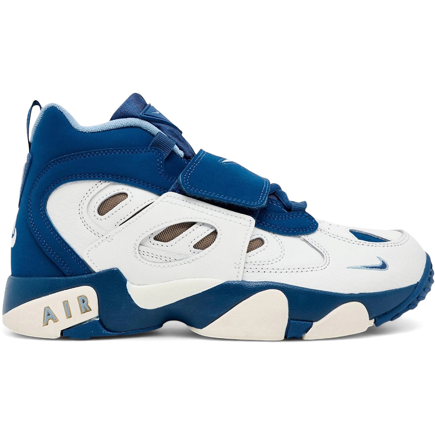 Nike Air Diamond Turf 2 Royals (GS) 1 Nike Air Diamond Turf 2 Royals GS 2