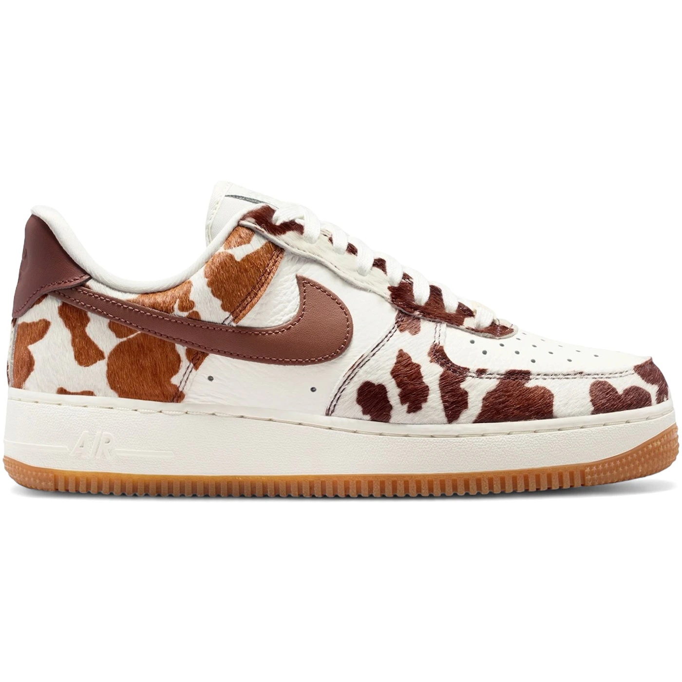 Nike Air Force 1 07 Field Brown Gum Medium Brown Sail (Womens) 2 Nike Air Force 1 07 Field Brown Gum Medium Brown Sail Womens 1