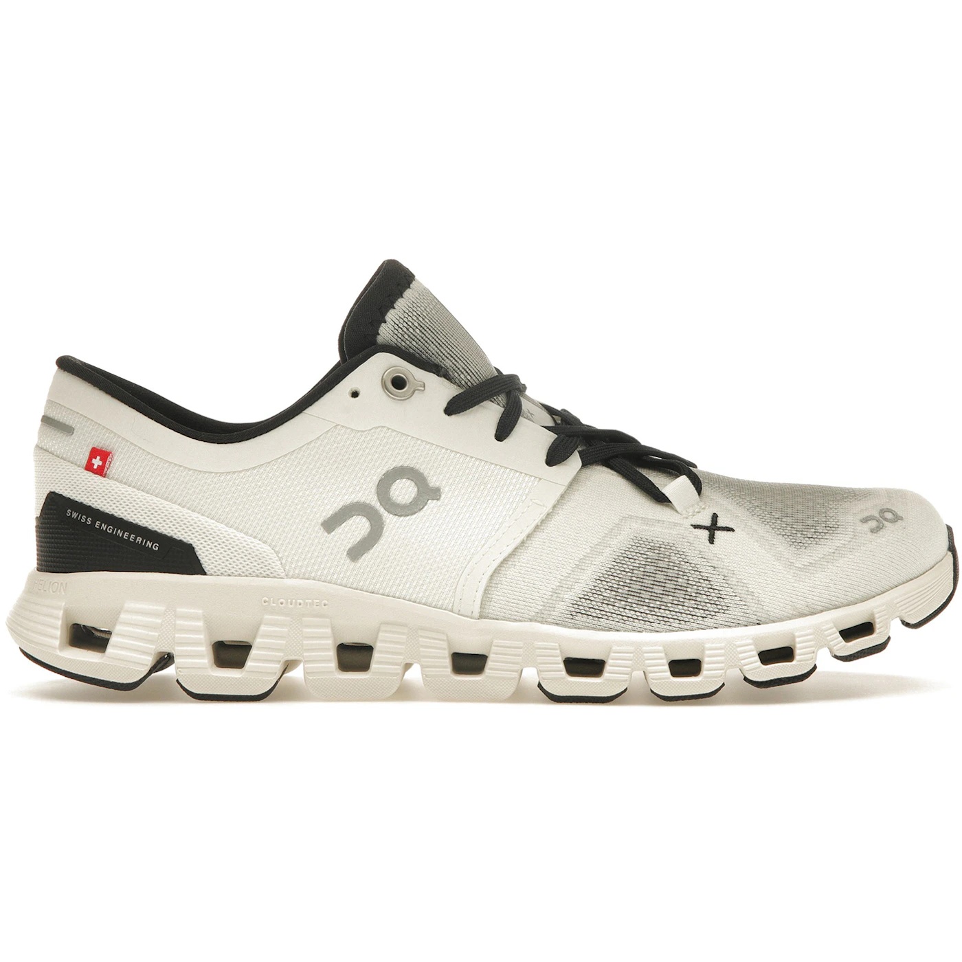 On Running Cloud X 3 White Black (Womens) 2 On Running Cloud X 3 White Black Womens 1