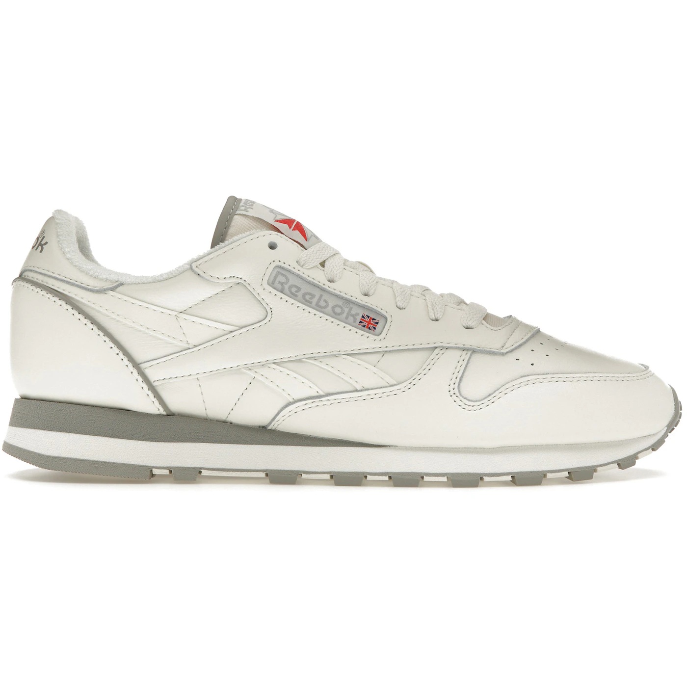 Reebok Classic Leather 1983 Vintage Chalk 1 Reebok Classic Leather 1983 Vintage Chalk 3