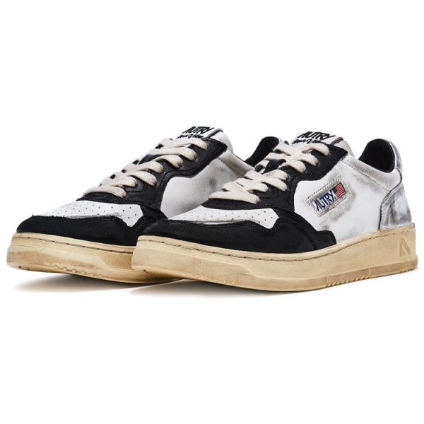 Autry Medalist Leather Low Distressed White Black Silver