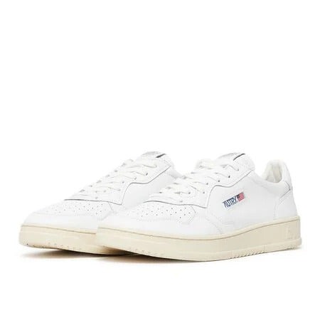 Autry Medalist Leather Low White 4 Autry Medalist Leather Low White