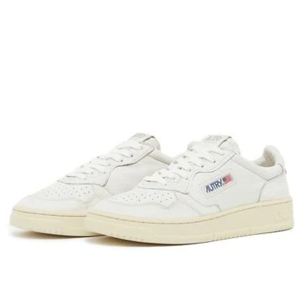 Autry Medalist Leather Low White Nappa (Womens)