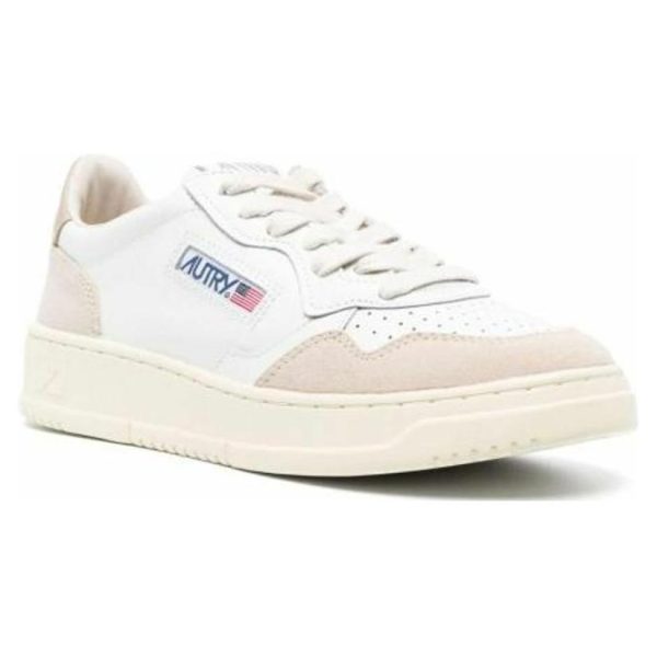 Autry Medalist Leather Low White Pepper (Womens)