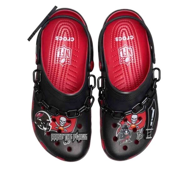 Crocs Classic Clog NFL Tampa Bay Buccaneers