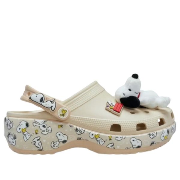 Crocs Classic Platform Clog Peanuts (Womens)