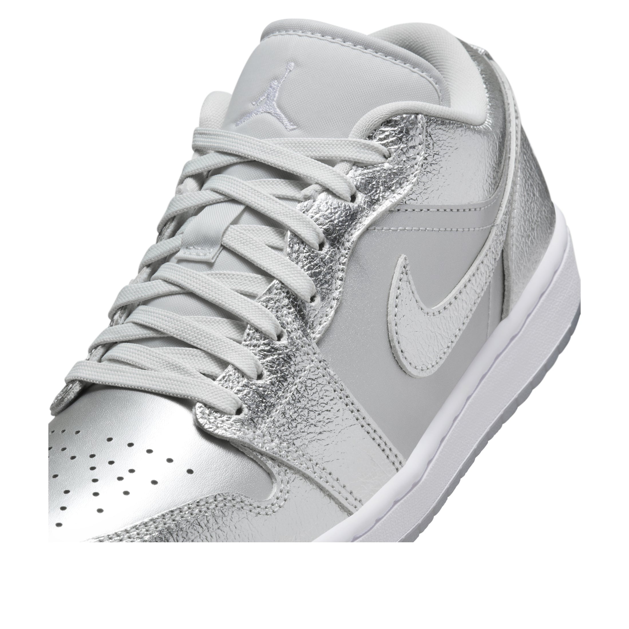 Jordan 1 Low SE Metallic Silver (Womens) 7 Jordan 1 Low SE Metallic Silver (Womens)