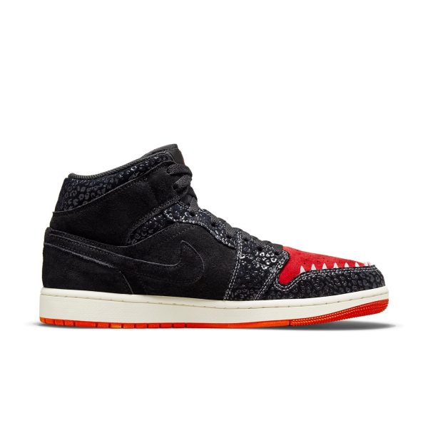Jordan 1 Mid SE Siempre Familia