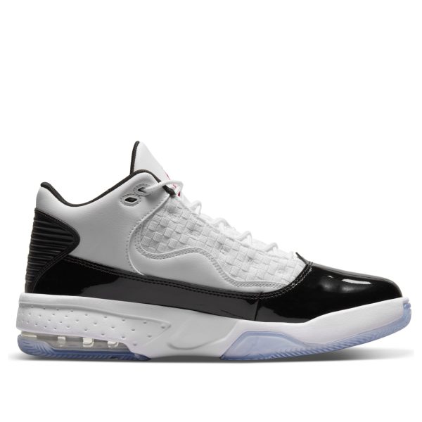 Jordan Max Aura 2 White Black Gym Red