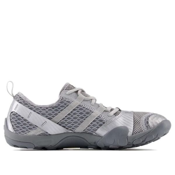 New Balance MT10 Silver Metallic