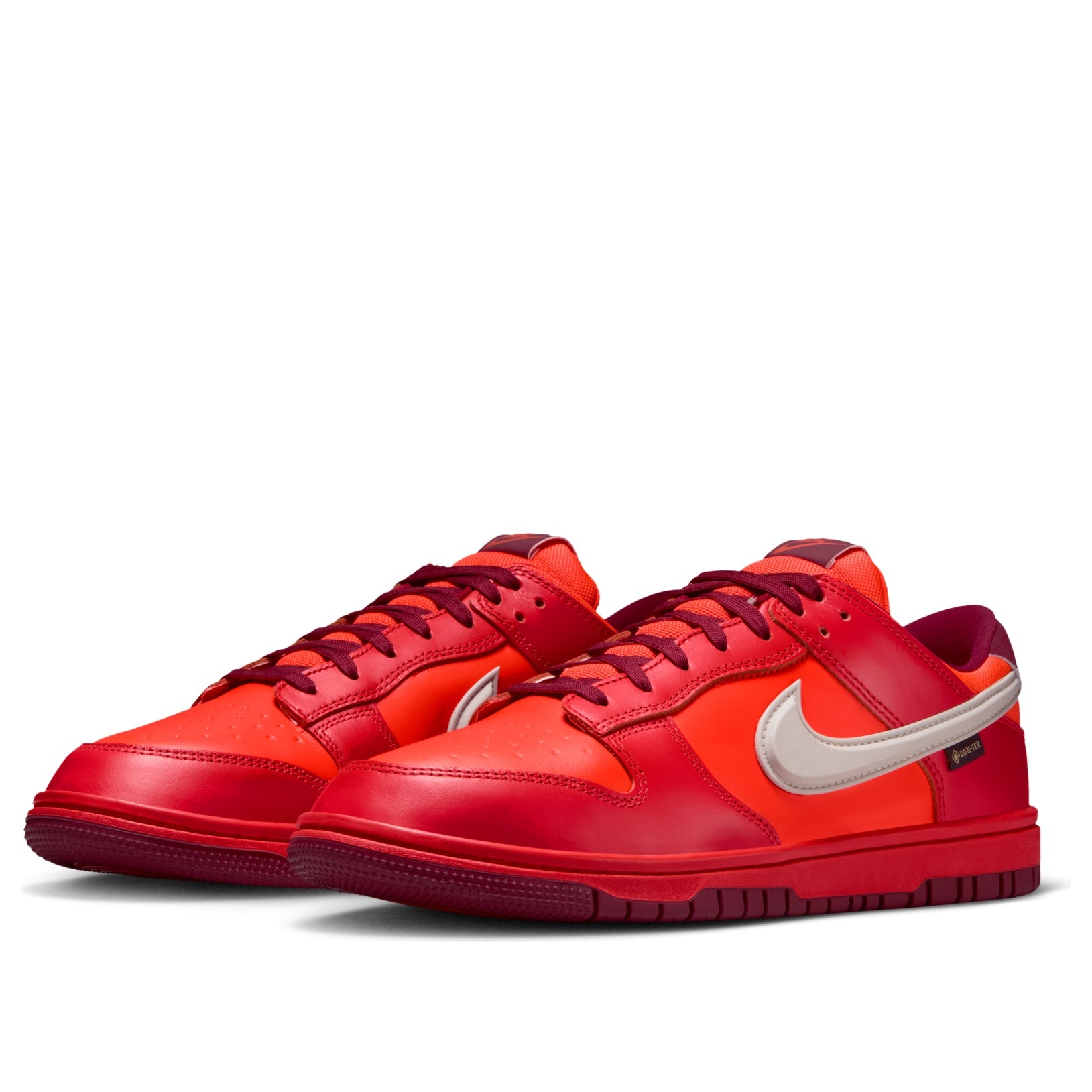 Nike Dunk Low Gore-Tex Crimson 6 Nike Dunk Low Gore-Tex Crimson