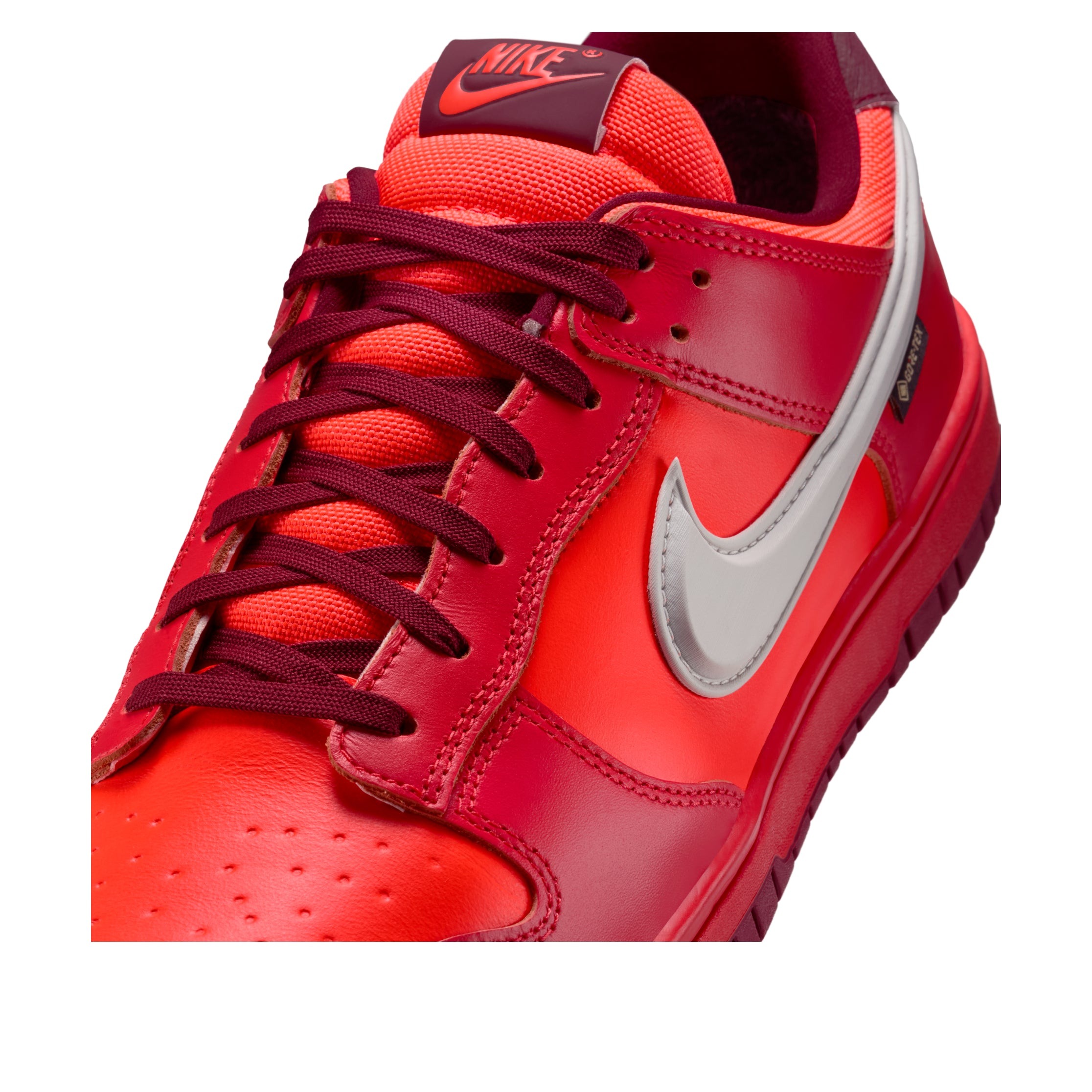 Nike Dunk Low Gore-Tex Crimson 7 Nike Dunk Low Gore-Tex Crimson