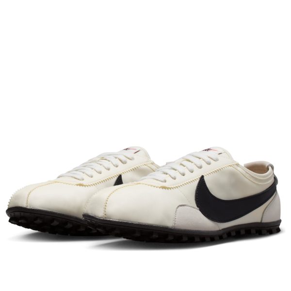 Nike Moon Shoe Soft Pearl Black (Womens)