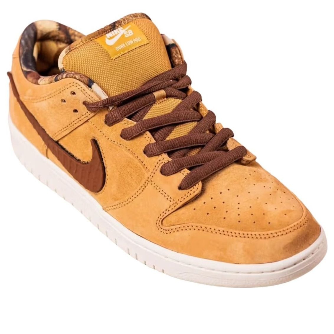 Nike SB Dunk Low Pro NOTE Shop Manchester Brew and Biscuits 5 Nike SB Dunk Low Pro NOTE Shop Manchester Brew and Biscuits