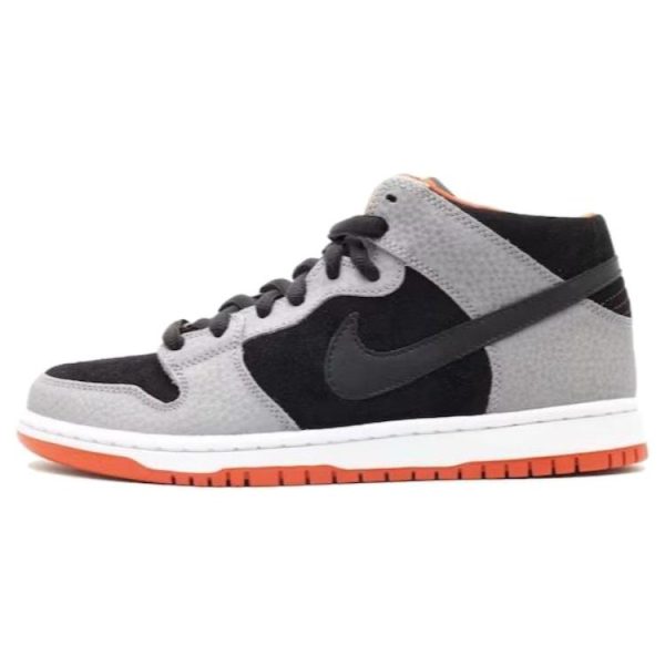 Nike SB Dunk Mid Un-Supreme