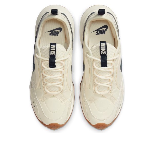 Nike TC 7900 Pale Ivory Gum Light Brown Armory Navy (Womens)