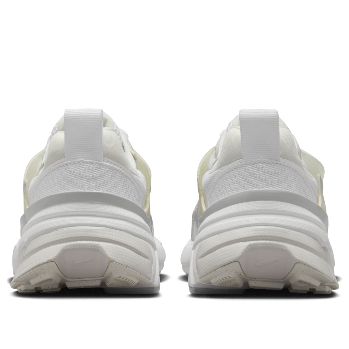 Nike V2K Run Metallic Silver White (Womens) 7 Nike V2K Run Metallic Silver White (Womens)